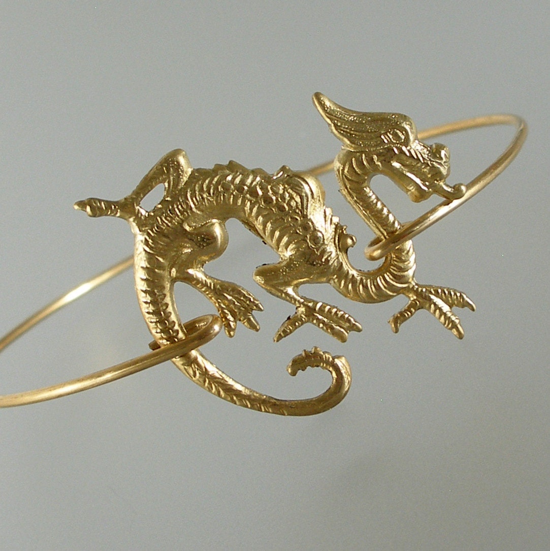Gold asian bracelet red dragon