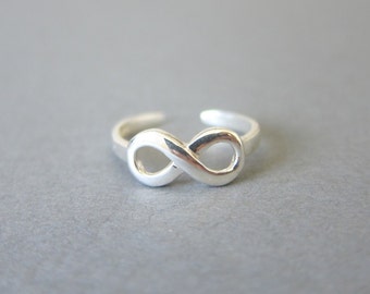 Adjustable Sterling Infinity Toe Ring, Also Midi Ring, knuckle Ring.