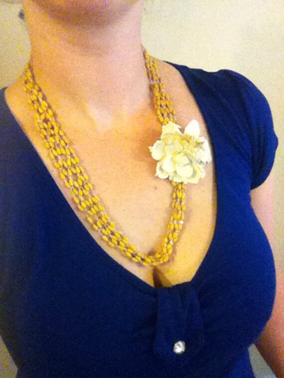 Items similar to Vintage mustard yellow necklace with flower accent on Etsy