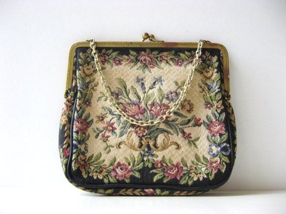 Vintage Floral Tapestry Coin Purse Circa 1950s/1960s