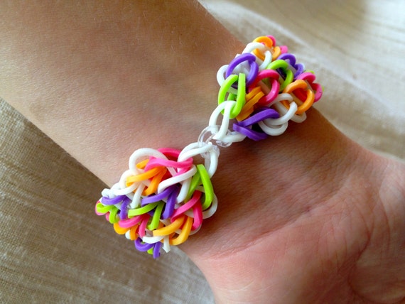 Rainbow Loom friendship bracelet rubber bands in purple pink