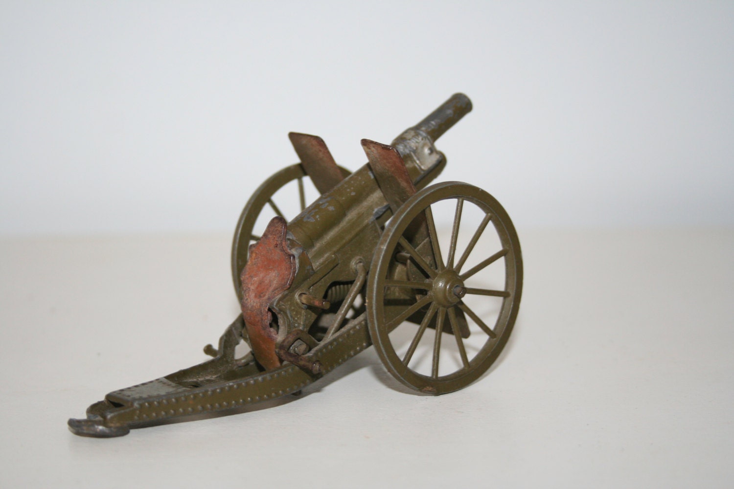 Britains Ltd London Miniature Cannon