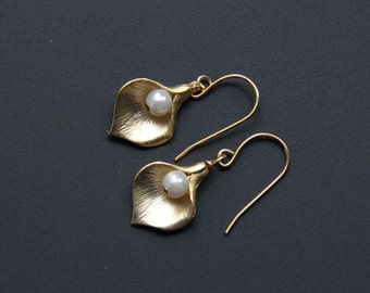 Calla lily earrings | Etsy