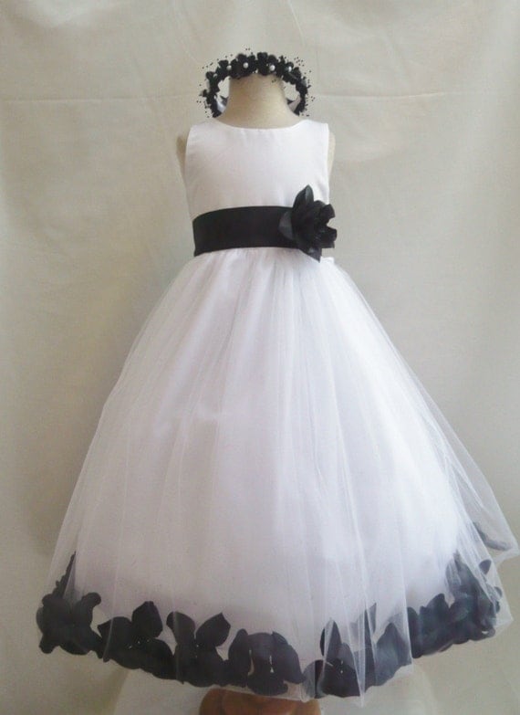 Flower Girl Dresses WHITE with Black Rose by NollaCollection