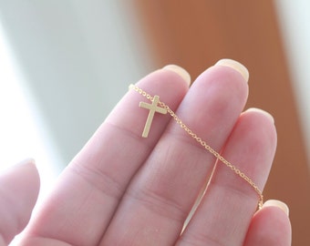 Tiny Cross necklace - Small Cross necklace