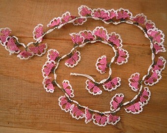 pink needle lace flowers, traditional turkish oya
