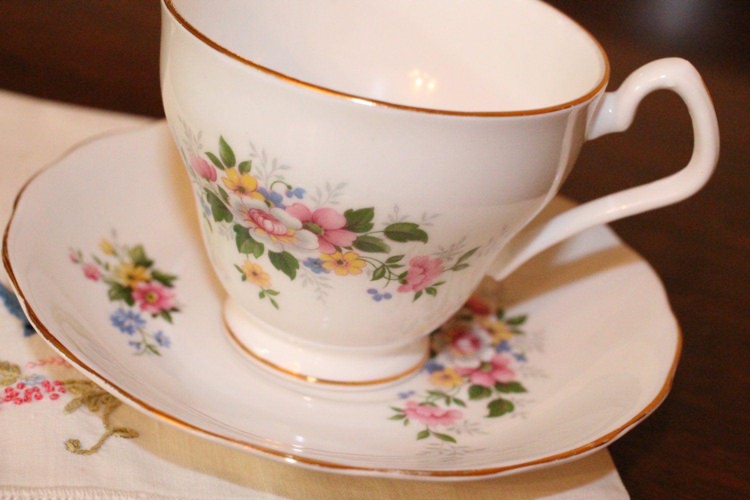 Royal Imperial Fine Bone China Teacup Saucer Set Floral Motif Gold Lace