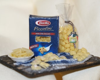 Chopping preparation of Italian pasta- Artisan Handmade Miniature in 12th scale. From CosediunaltroMondo