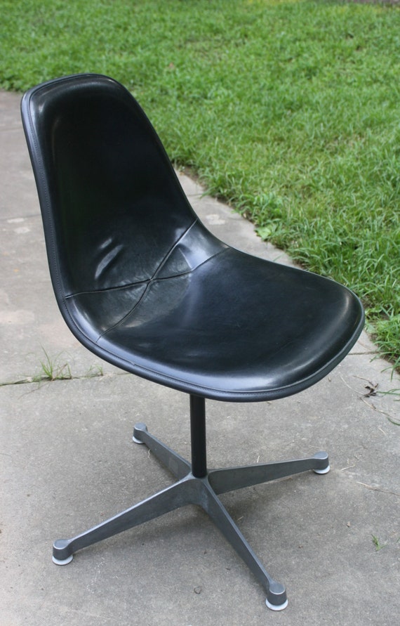 Mid Century Modern Herman Miller Leather Upholstered Swivel