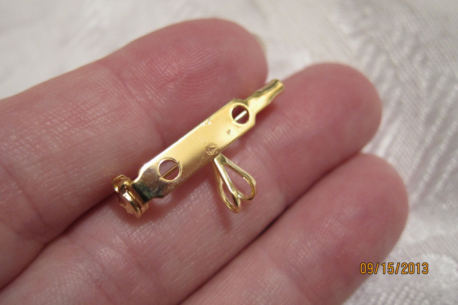 27x14mm GoldFinished Steel Brooch or Pin Backs with a Bail