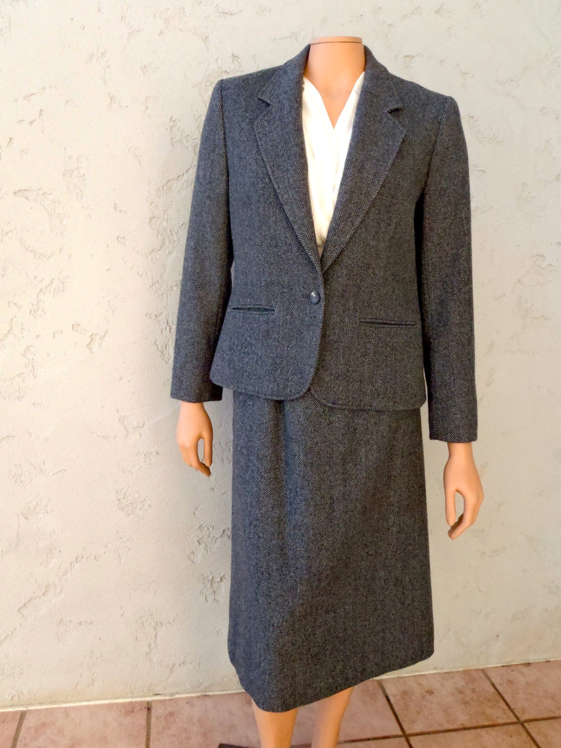 Pendleton Virgin Wool Skirt and Jacket Suit / Vintage