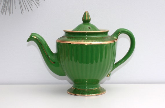 Vintage Hall Teapot Jade Green w/ Gold 6 cups by RetroCalling