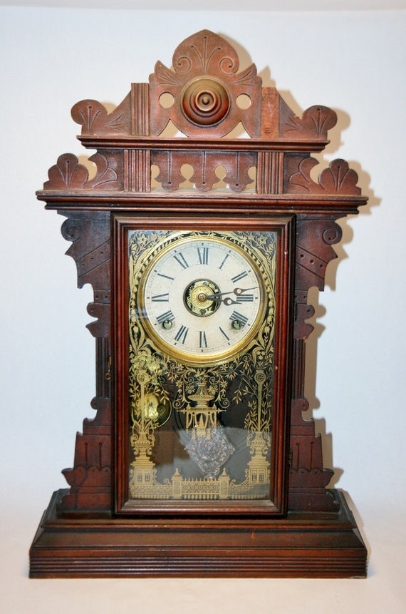 Eastlake Welch Antique Oak Mantle Clock in Working Order