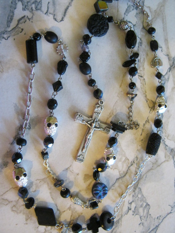 Gothic Black Skull Rosary NECKLACE