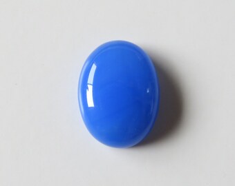 Blue Chalcedony - Oval Cabochon, 16.50 cts - 15x20 (BC198)