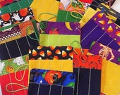 Halloween crayon roll Each one holds 4 crayons Great school or Hallloween party favors Quantity discounts Il_170x135