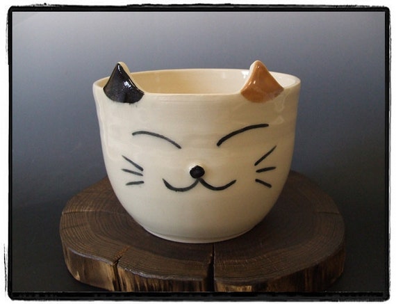 Calico Cat Bowl by misunrie