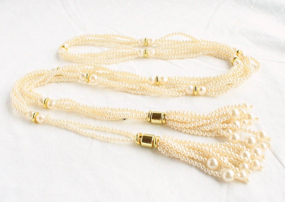 Vintage White Pearl Tassel Necklace Lariat by CamanoIslandVintage