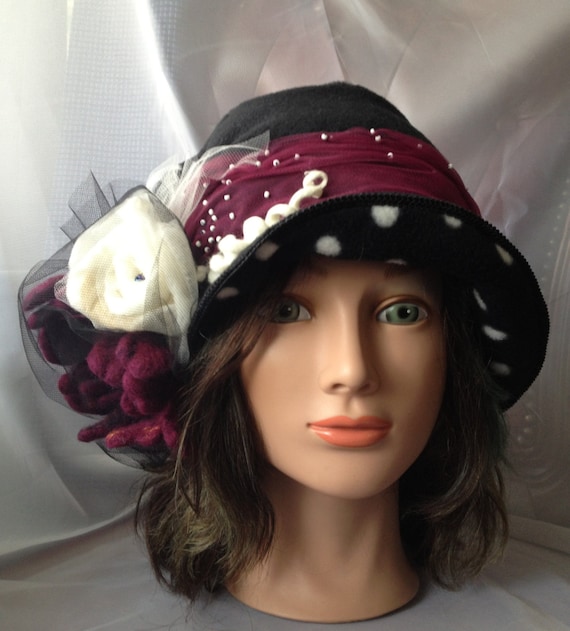 Black fleece cloche hat polka dot maroon felted flower