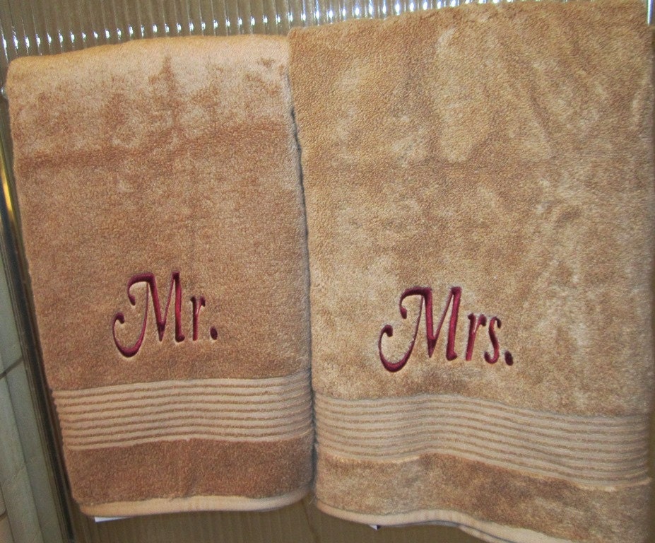Mr. and Mrs. Embroidered Bath Towels Wedding Gift