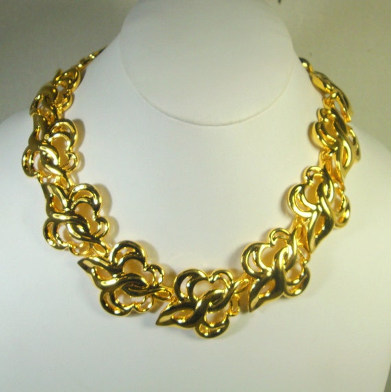 Vintage IVANA Gold Necklace Bright Shiny by VintageStarrBeads