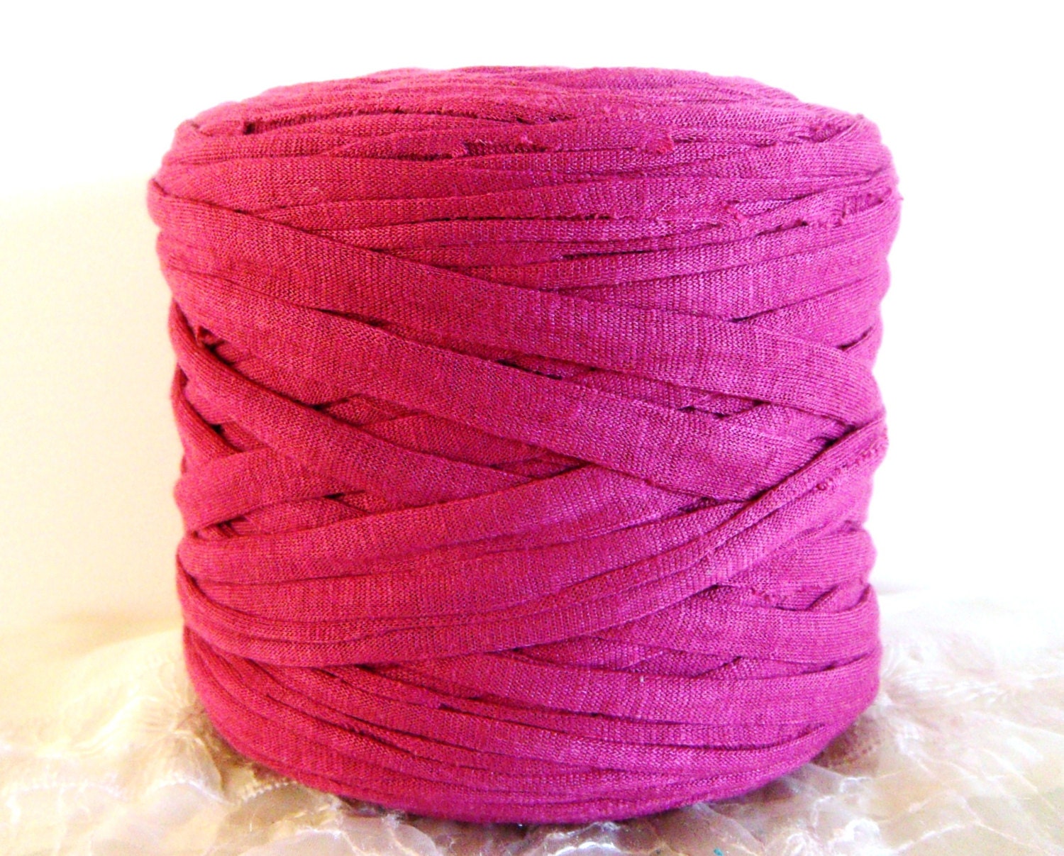 Fuchsia TShirt Yarn, Cotton Fabric TShirt Tricot, Fabric Jersey Ideal for Necklaces, Bracelets