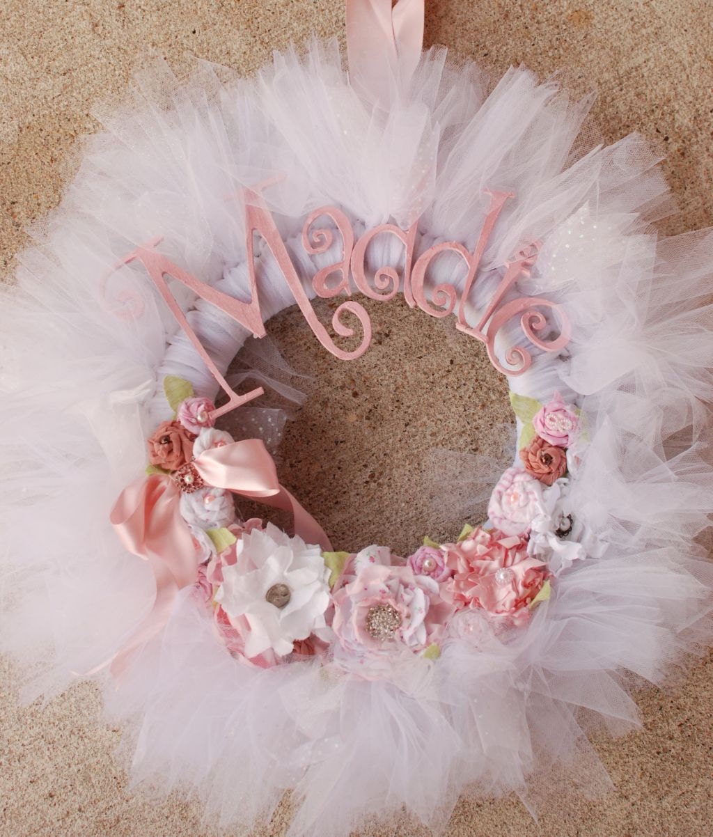 The Maddie Wreath Hospital Baby Announcement Wreath White