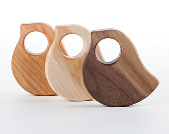 Bird Wood Rattle // An Eco-Friendly Safe Baby Toy & Teether // Natural Wood Rattle Makes the Perfect Personalized Baby Shower Gift