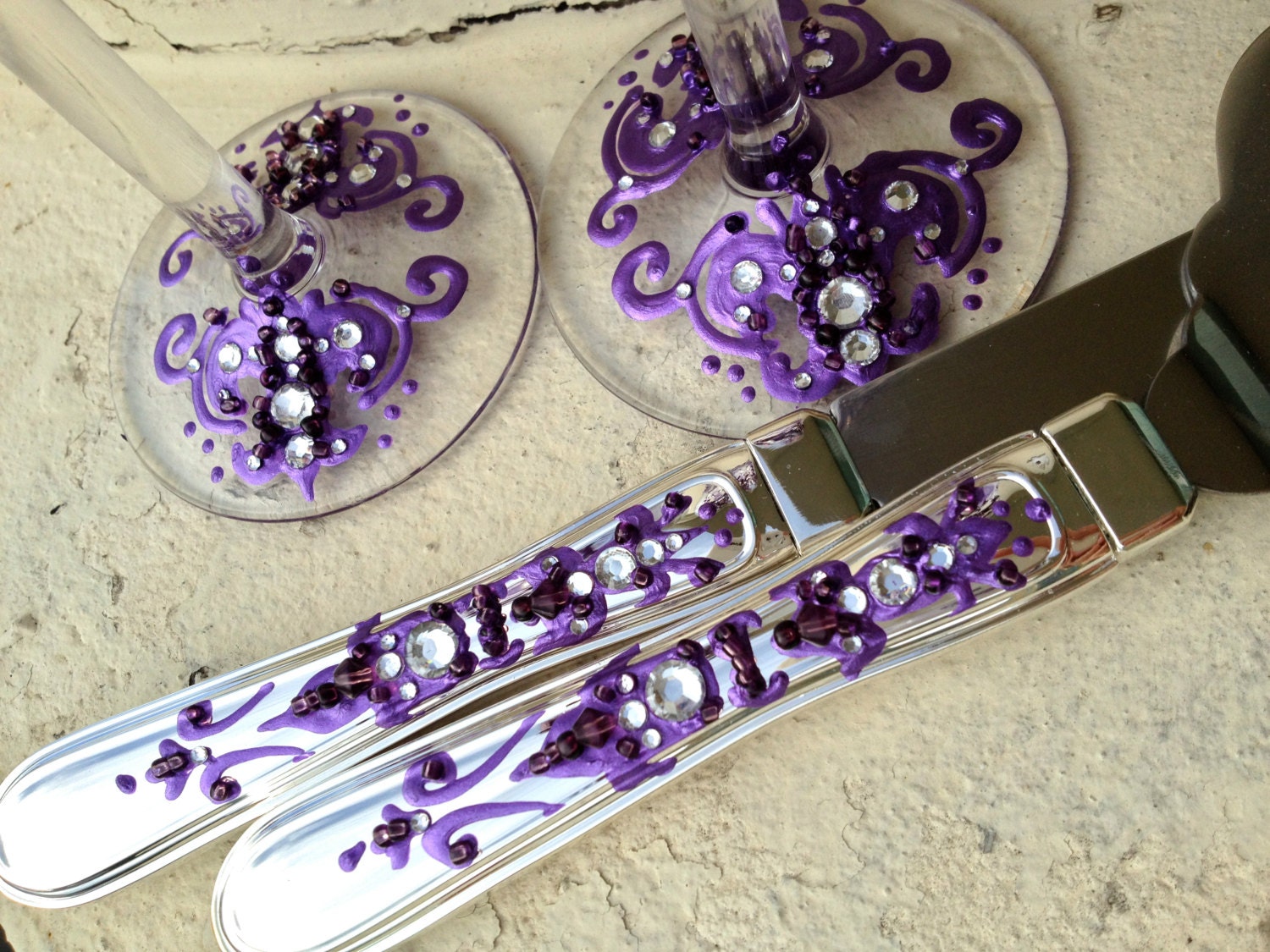Wedding cake serving set dark purple fleurdelis design with