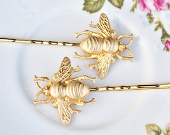 Brass Honeybee Bobby Pins,Set of Two,Highly Detailed,Golden Bee Hair Pins,Bridal,Whimsical,Shabbby Chic,Outdoor Wedding,Bridal Hair Pins