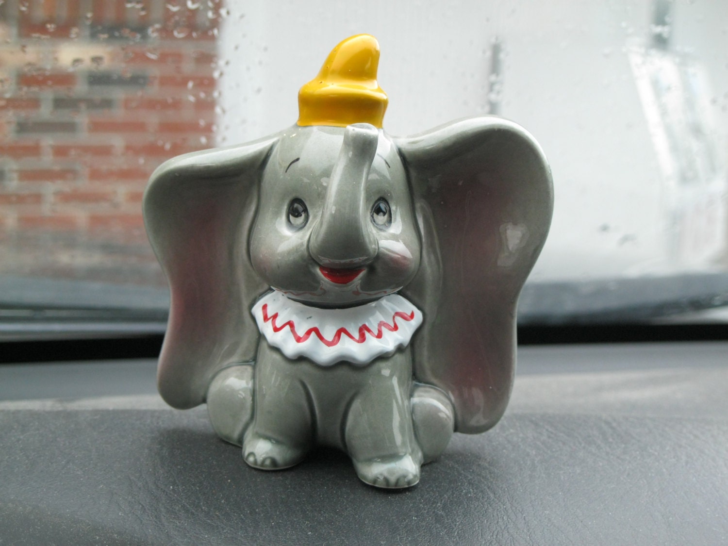 ceramic dumbo figurine