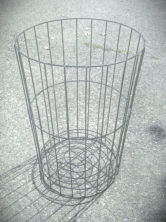 Vintage Industrial Wire Basket XLarge Round Metal 22x16