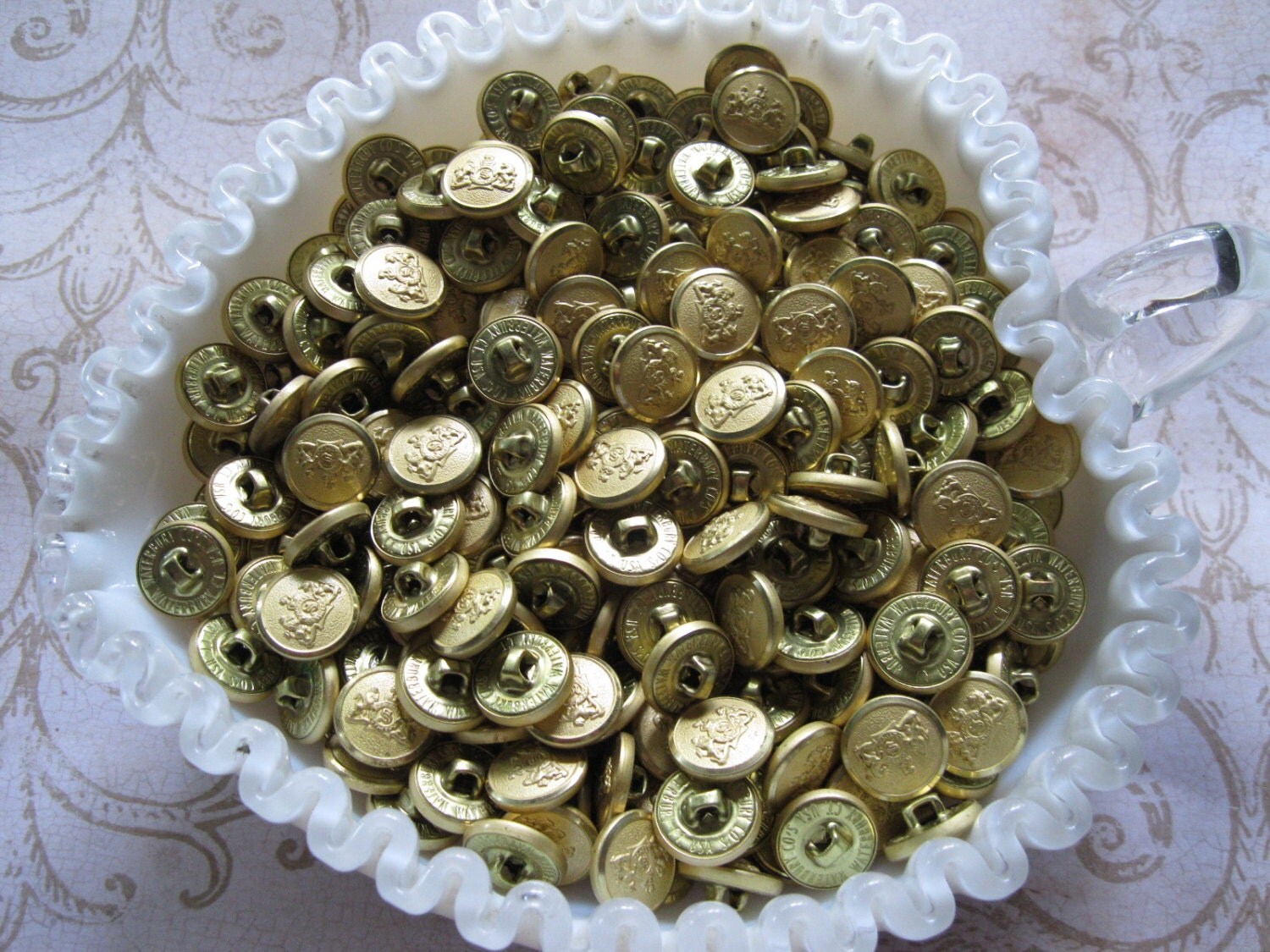 Waterbury Brass Buttons Lion and Unicorn. Sewing crafting