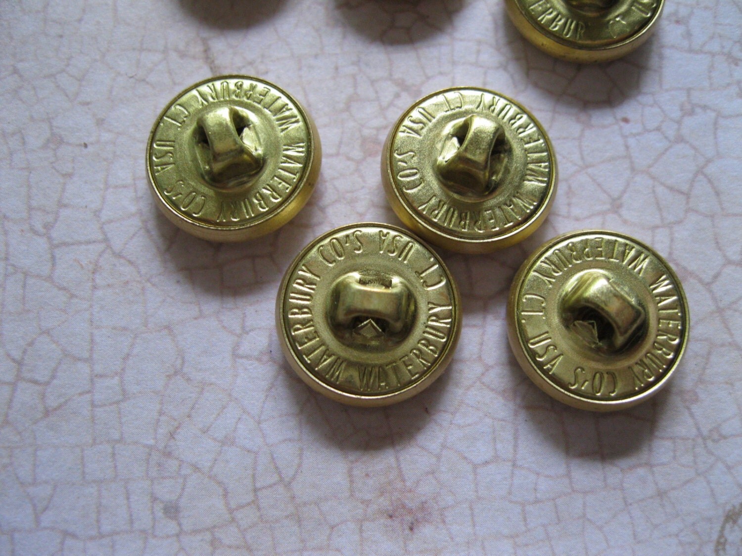 Waterbury Brass Buttons Lion and Unicorn. Sewing crafting