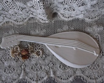 Shabby Mandolin, Vintage metal Wall Decor ,Creamy white, Romantic French country