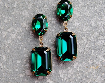 Emerald Green Earrings Swarovski Crystal Post Dangle or Clip on Earrings Rectangle Drop Rhinestone Earrings Fiesta Sparklers Mashugana