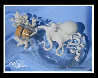 Octopus Art, White Wedding Kraken, Garter Flask, Kraken Flask, Octopus Sculpture by Elstwhen.