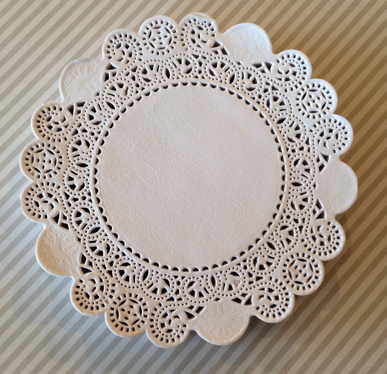 50 French Lace Round Paper Doilies 6 inch white doily
