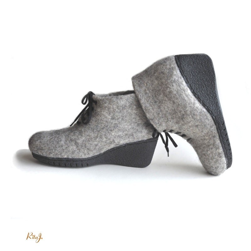 Grey handmade wool felt shoes with rubber soleseco by RitaJFelt