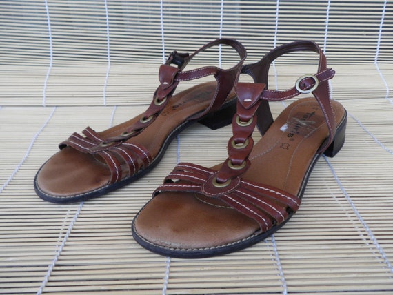 Vintage Lady's Brown Leather Straps Flat Sandals by AllTheVintage