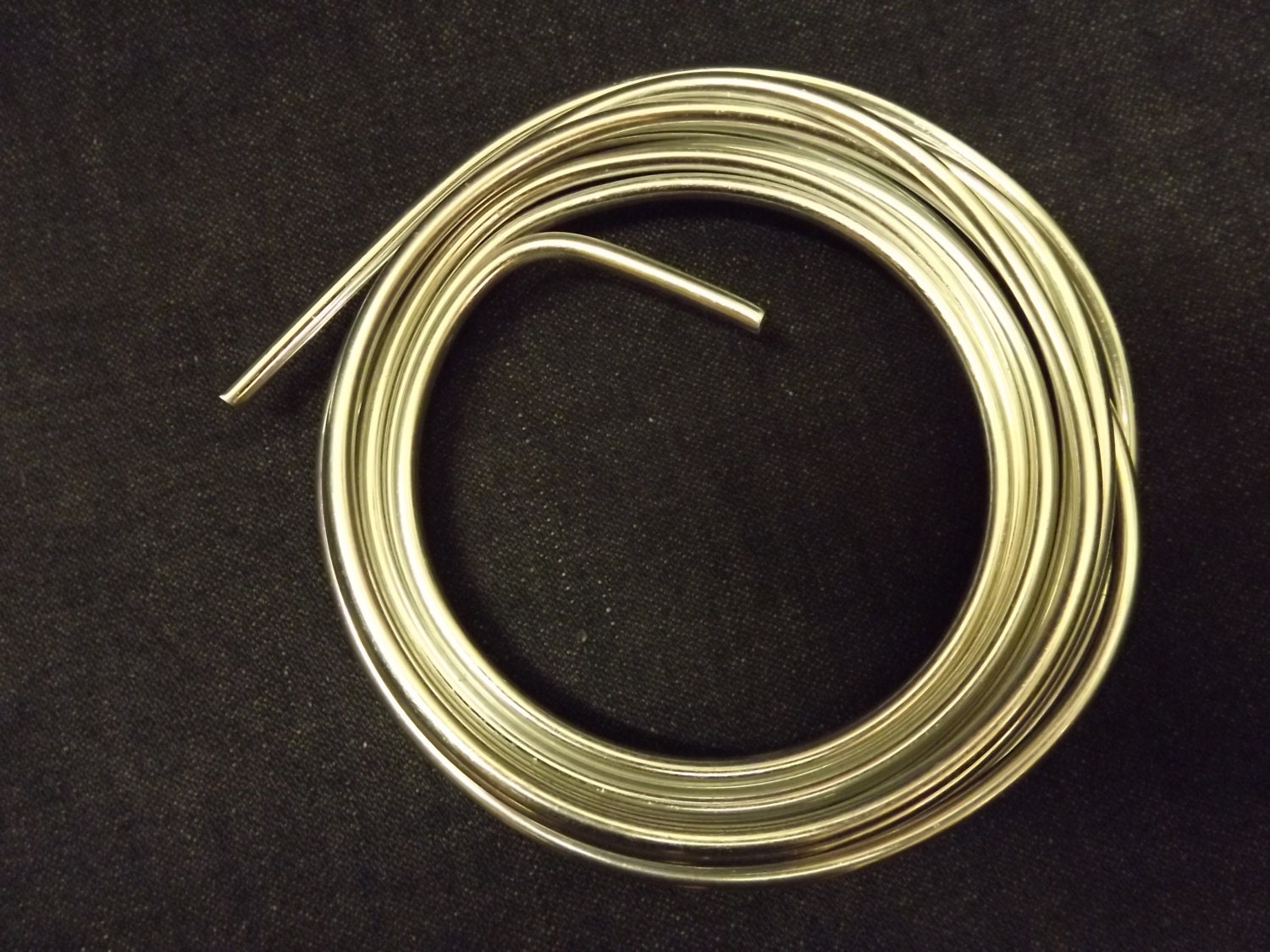 Aluminum wire for jewelry and crafts 6 gauge round silver