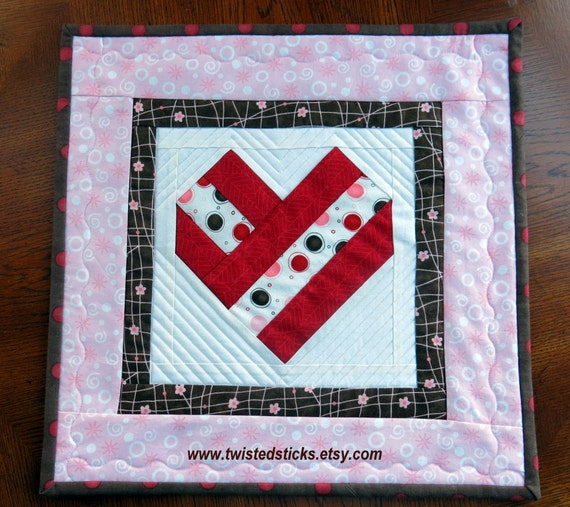 Valentine Table Topper Valentine Wall Hanging by twistedsticks