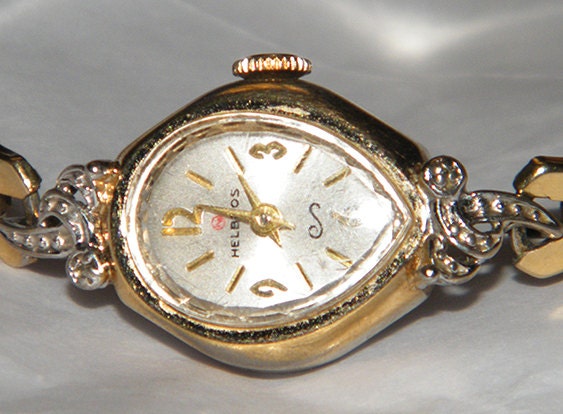 Vintage Ladies Helbros RGP Gold 21 Jewels by collectibletimepiece