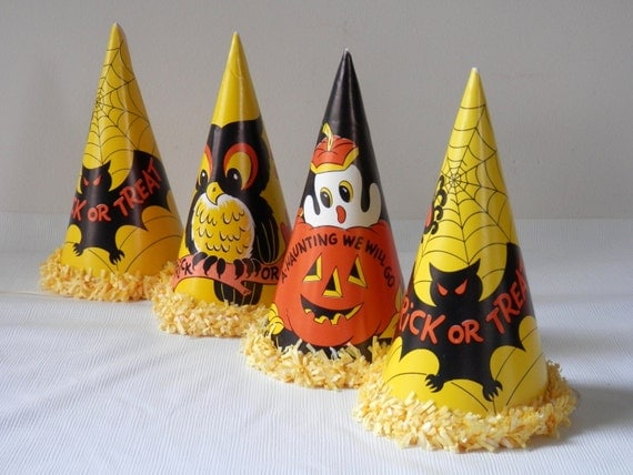 Vintage 50's  Halloween Party Hats and Noisemaker Horns