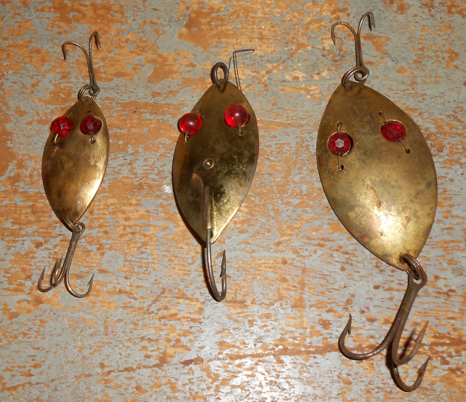 Red eye fishing lures