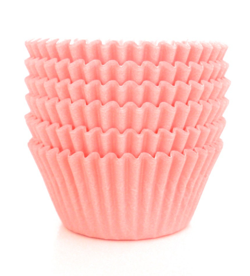 LIGHT PINK Cupcake Liners.50 ct...Standard Size Greaseproof