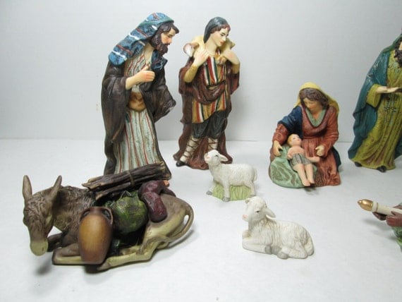 SALE Vintage Nativity Scene O'Well 11 Pc Set Bisque
