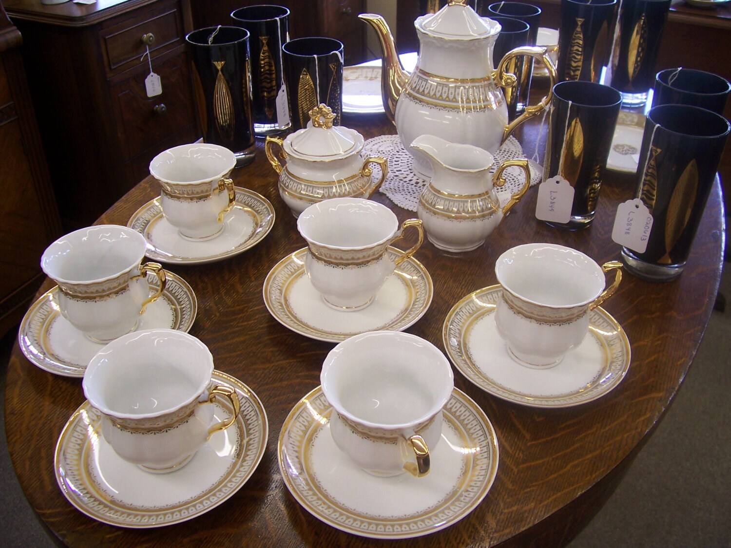 Vintage Italian Design  Porcelain 15 Piece Tea  Set 