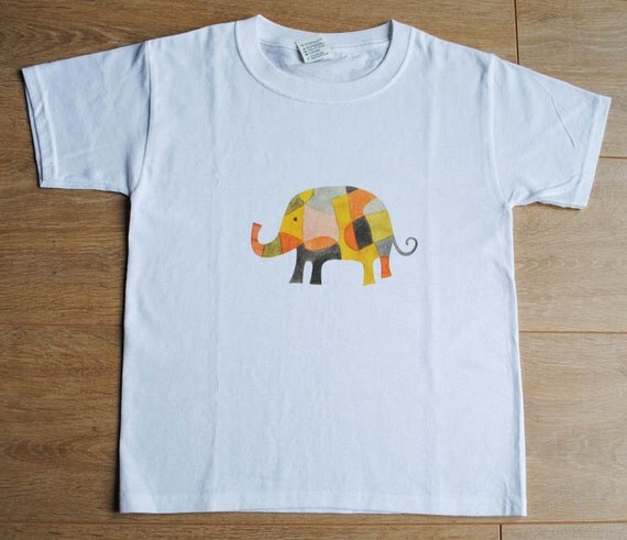 Items similar to Kids Tshirt White with Elephant on Etsy