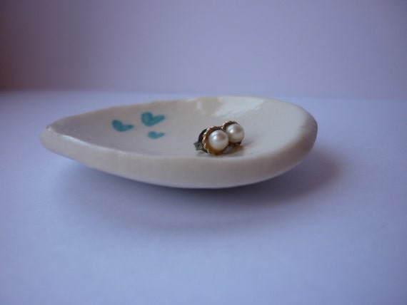 Hand painted hearts ring dish
